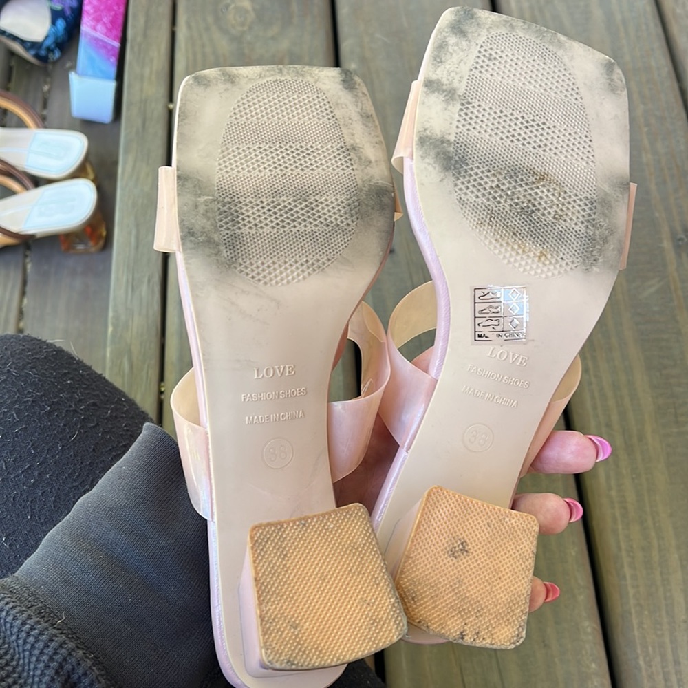 Pink Square toe Heels - Picture 3 of 3